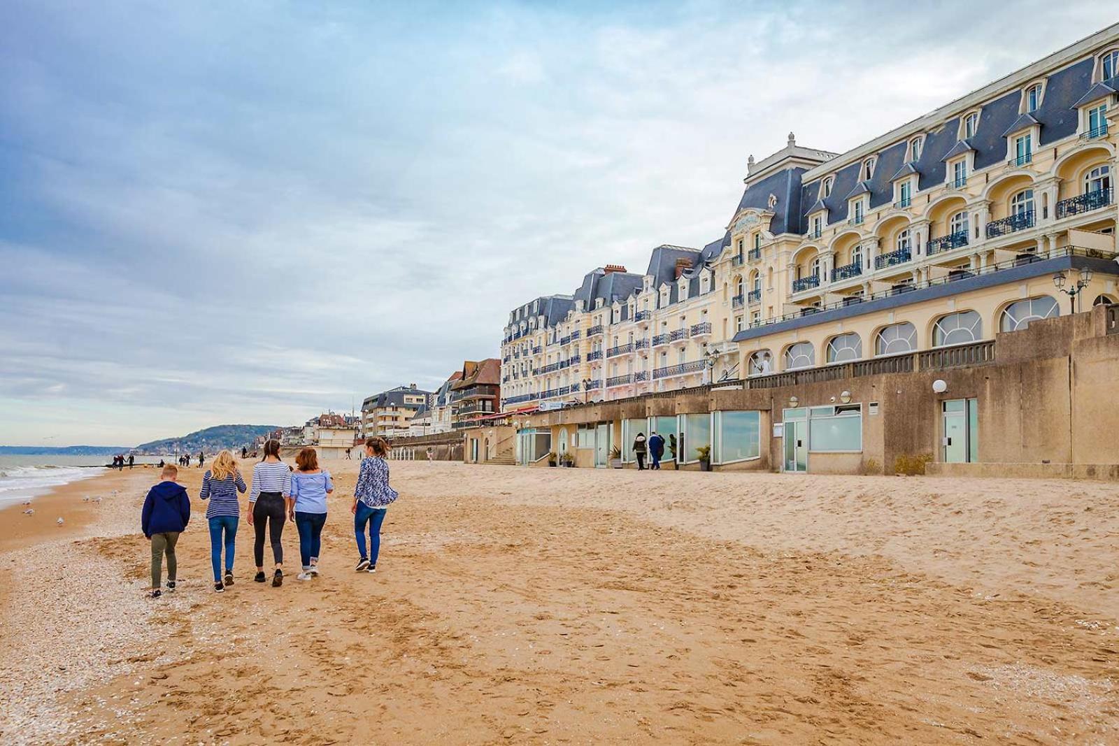 Ravissant Cottage Avec Jardin, Refait A Neuf, 2 A 5 Pers Cabourg Exteriör bild
